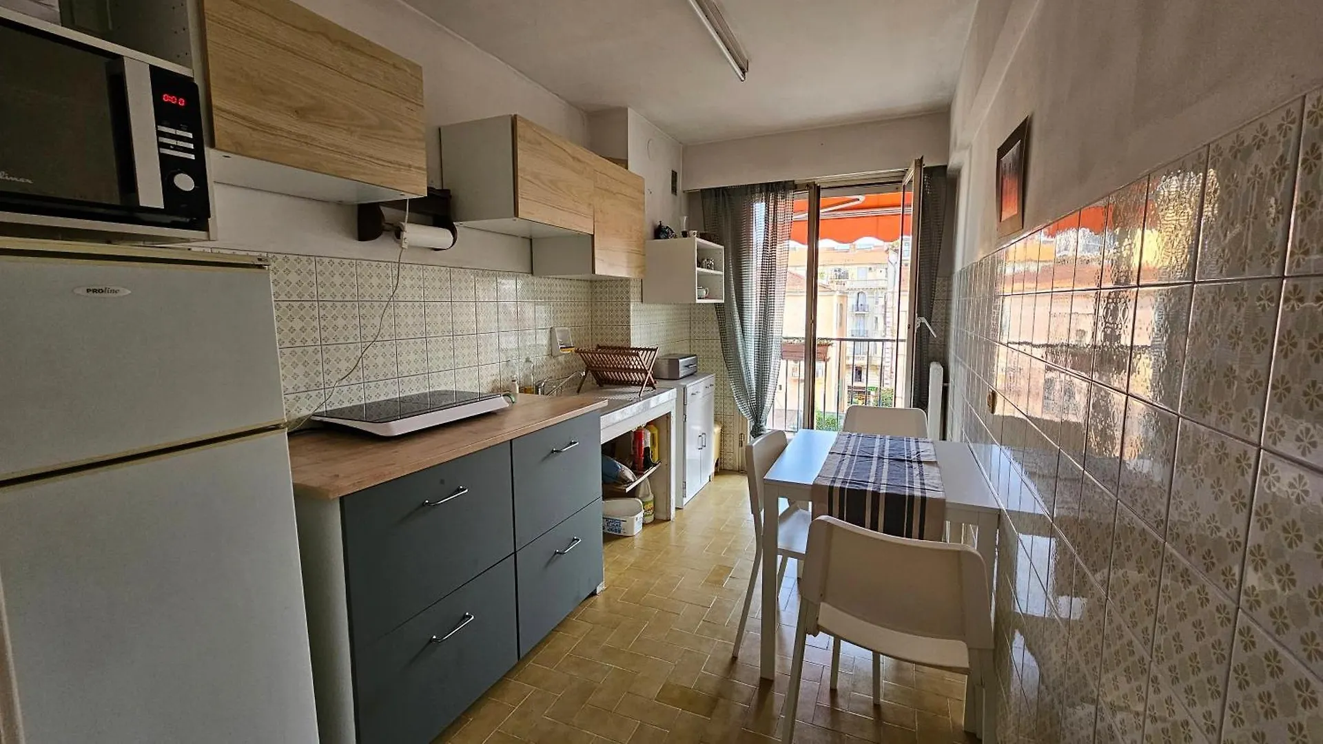 Nice Studio - Ideal Famille 0*,  France